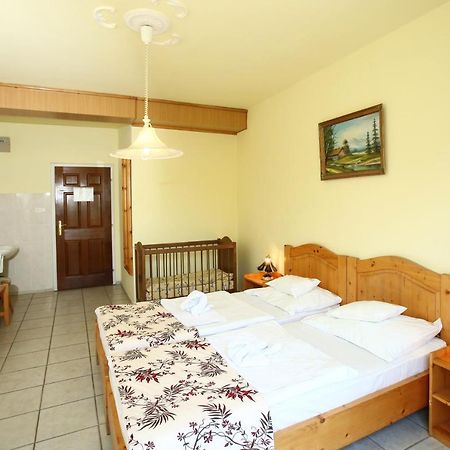 Hajdúszoboszló Hotel Korona מראה חיצוני תמונה